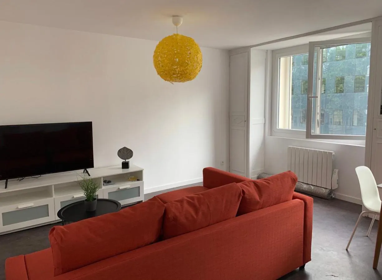 Nationale Appart Hotel location